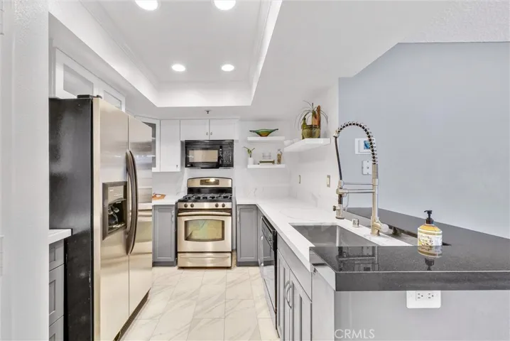 35 Linden Avenue 409, Long Beach, California 90802