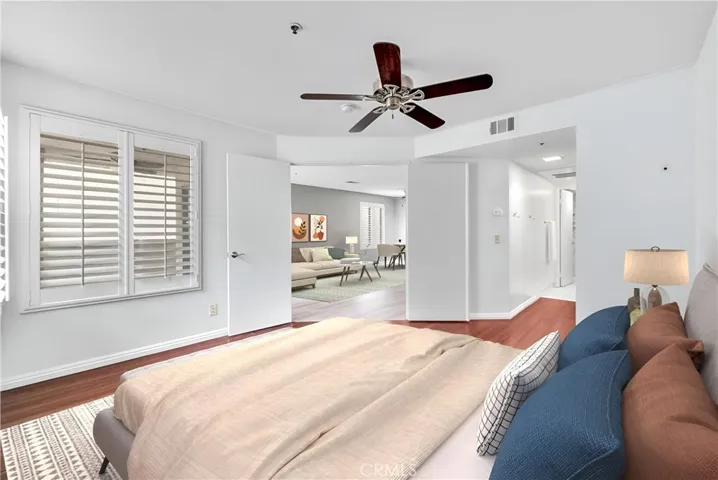 35 Linden Avenue 409, Long Beach, California 90802