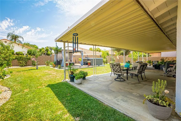 2615 Beech Tree Street, Hemet, California 92545