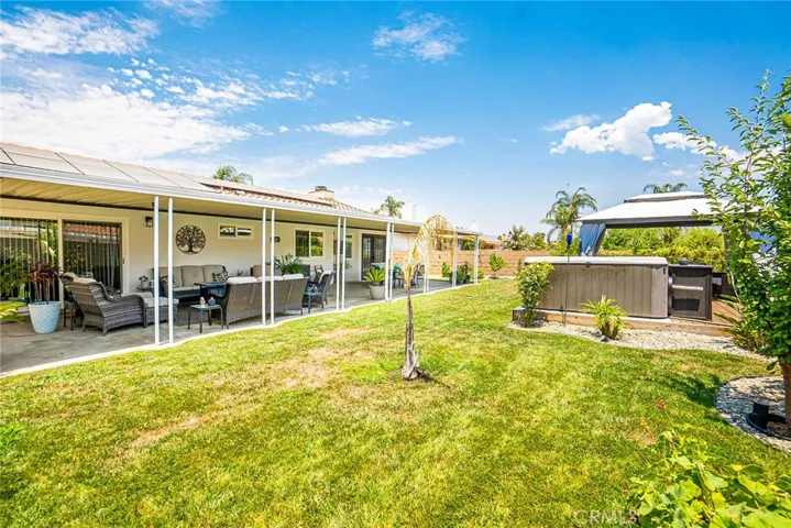 2615 Beech Tree Street, Hemet, California 92545