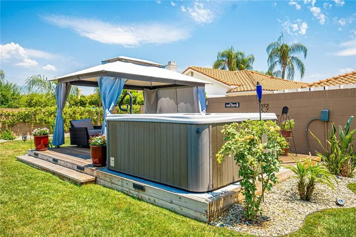 2615 Beech Tree Street, Hemet, California 92545