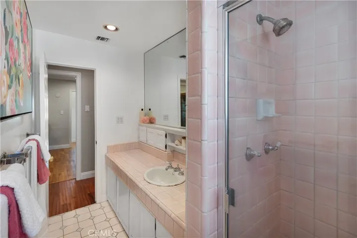 3601 W 133rd Street, Hawthorne, California 90250