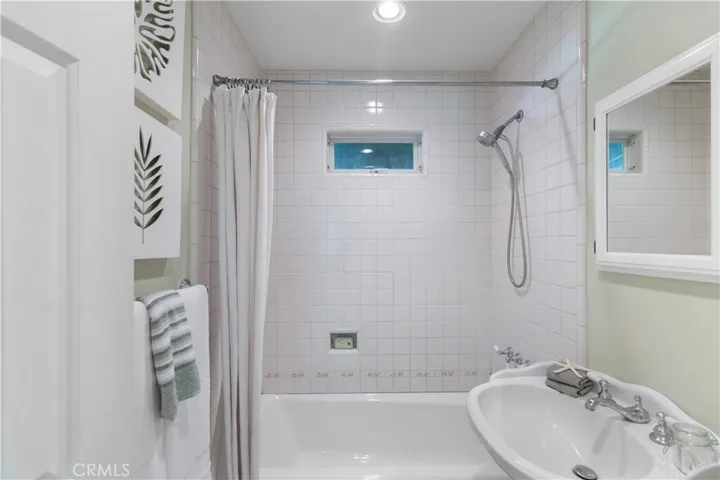 3601 W 133rd Street, Hawthorne, California 90250