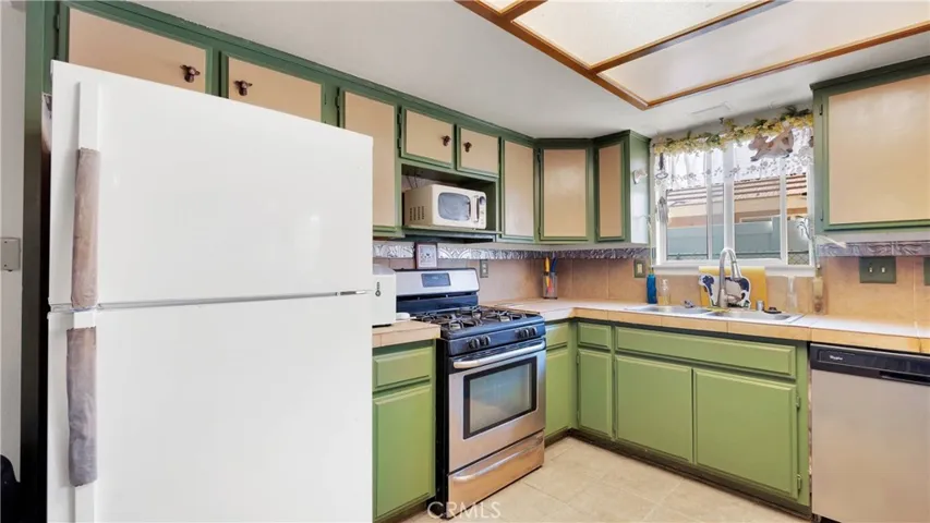 26632 Cumberland Lane, Helendale, California 92324