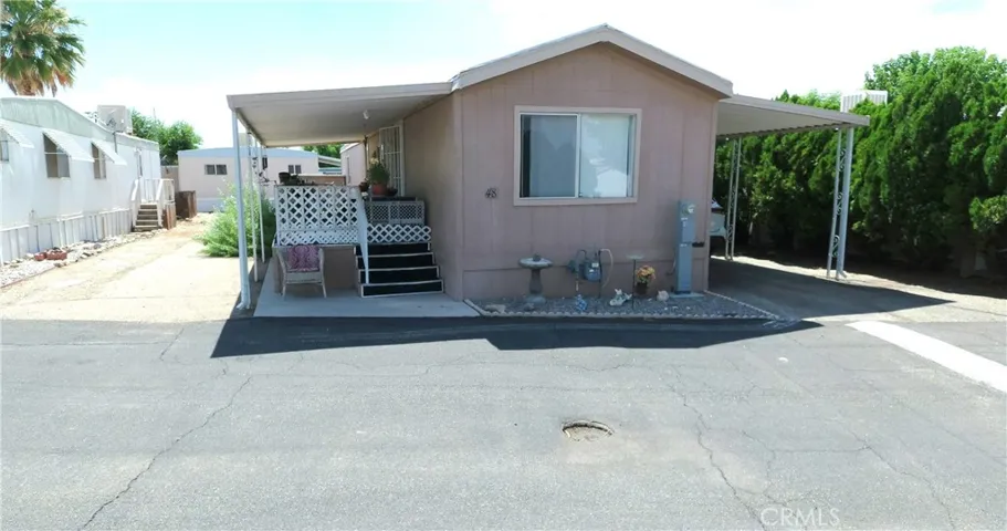 22601 Bear Valley Road 48, Apple Valley, California 92308