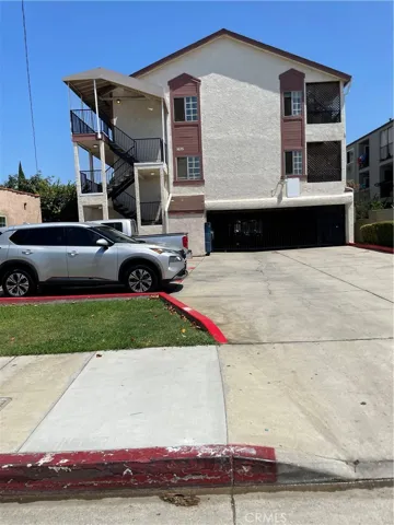 1635 W Civic Center Drive, Santa Ana, California 92703