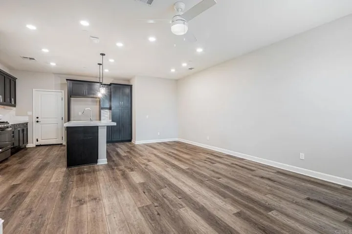 1144 Delpy View, Vista, California 92084