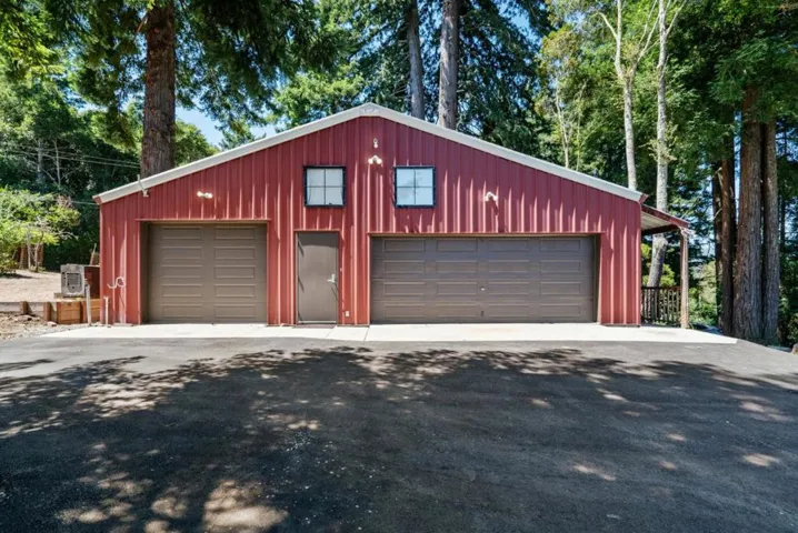 2050 Enos Lane, Corralitos, California 95076
