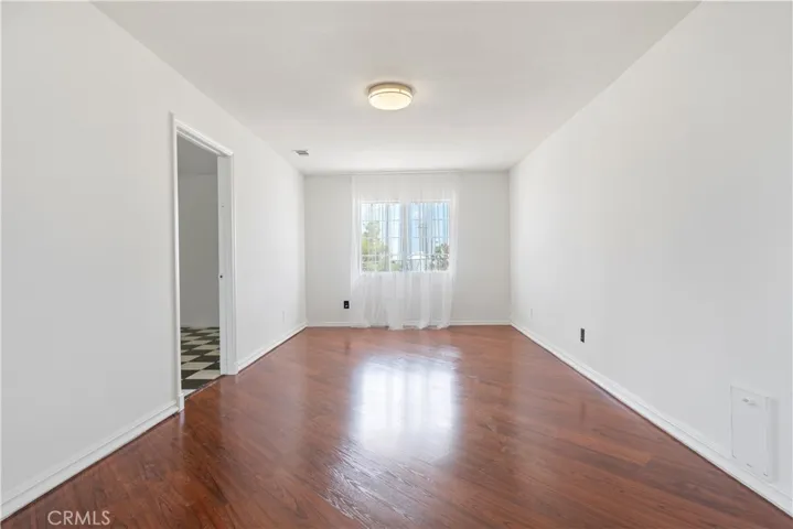 Den - Dining Room - Activity Room. Your family can use this space however you wish!