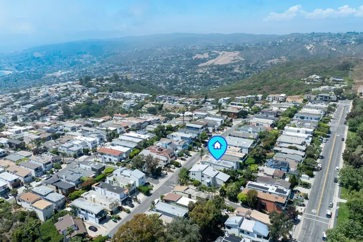 922 Tia Juana Street, Laguna Beach, California 92651