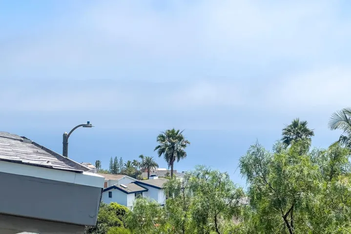 922 Tia Juana Street, Laguna Beach, California 92651