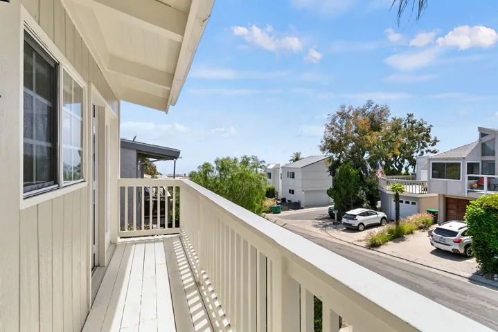 922 Tia Juana Street, Laguna Beach, California 92651