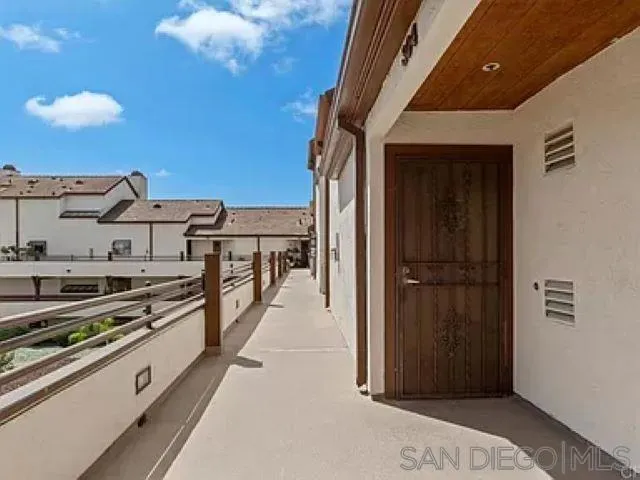 376 Center St 304, Chula Vista, California 91910 home-pic-17