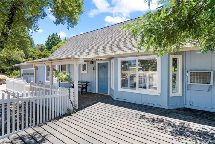 707 Summit Road, Watsonville, California 95076