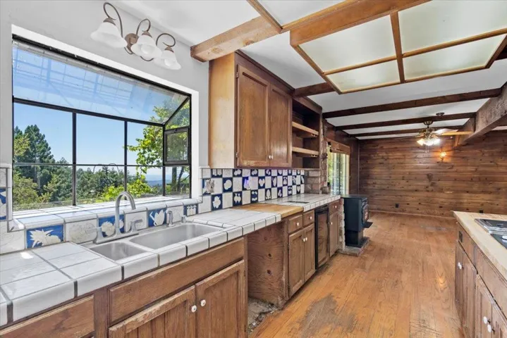 707 Summit Road, Watsonville, California 95076
