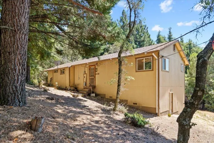 707 Summit Road, Watsonville, California 95076