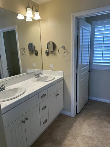 Primary Bath/Spa