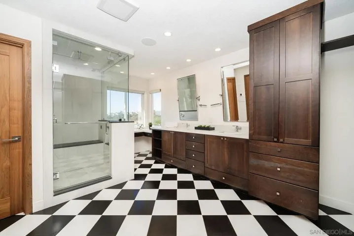 4117 Calle Mar De Ballenas, San Diego, California 92130