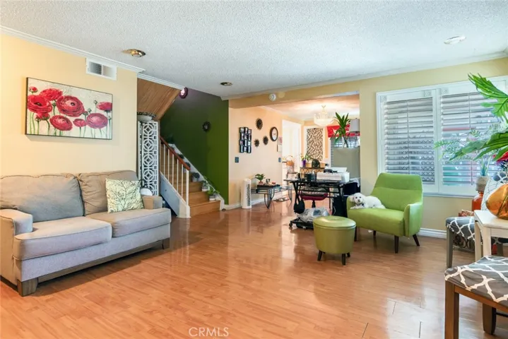 11672 Oak Knoll Court, Fontana, California 92337