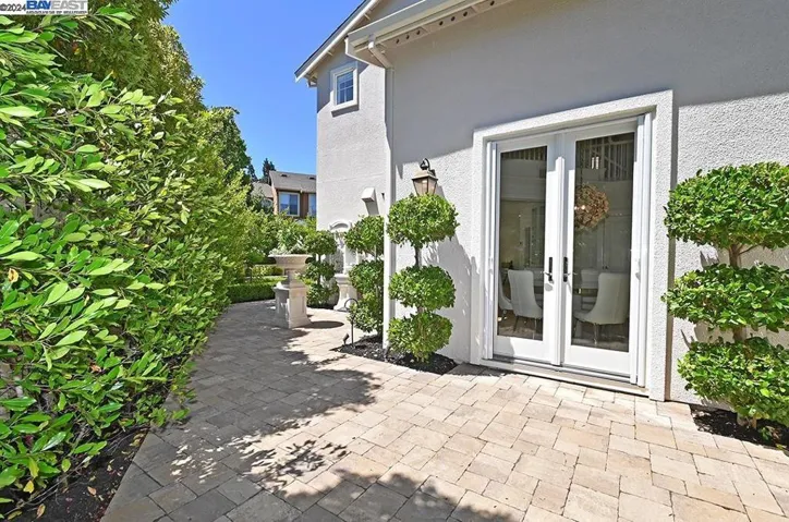 767 Saint John Cir, Pleasanton, California 94566
