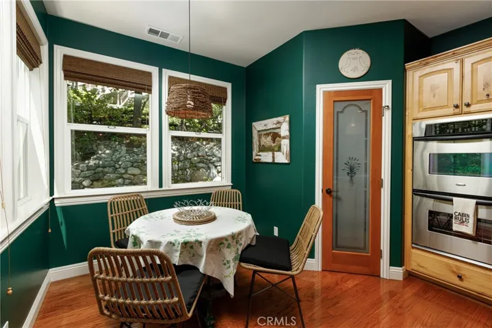 Breakfast Nook