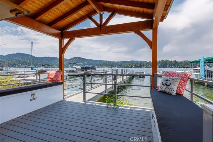 Dock Platform