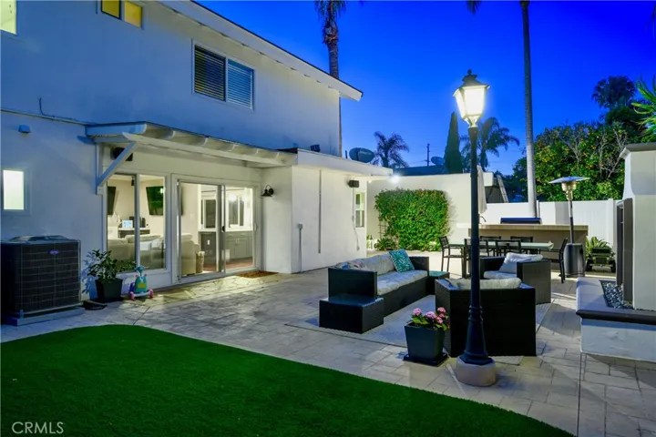 3466 San Rafael Circle, Costa Mesa, California 92626