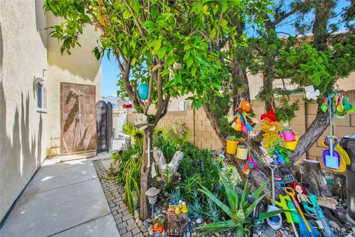 9188 Mcbride River Avenue, Fountain Valley, California 92708