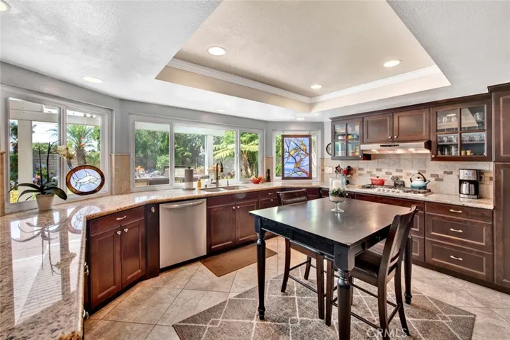 Extra Large Chef's Dream Kitchen