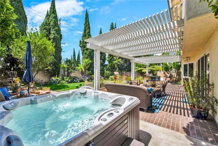 9188 Mcbride River Avenue, Fountain Valley, California 92708