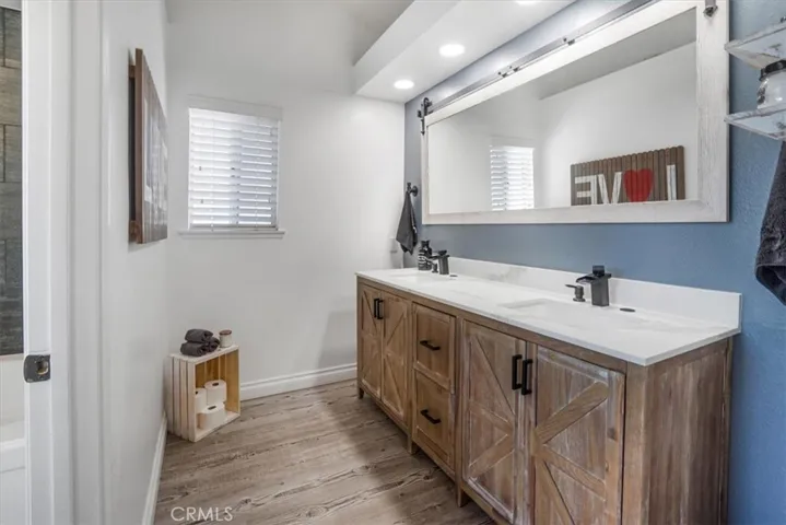 1860 Majestic Drive, Corona, California 92878