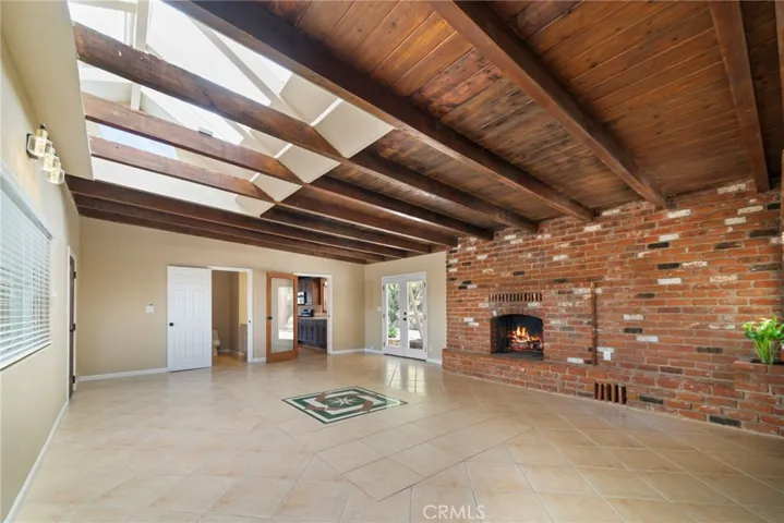 16594 Iles Lane, Victorville, California 92394