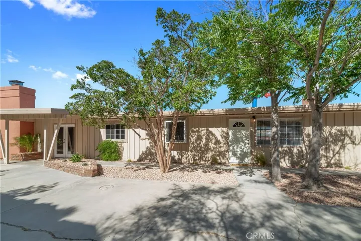 16594 Iles Lane, Victorville, California 92394