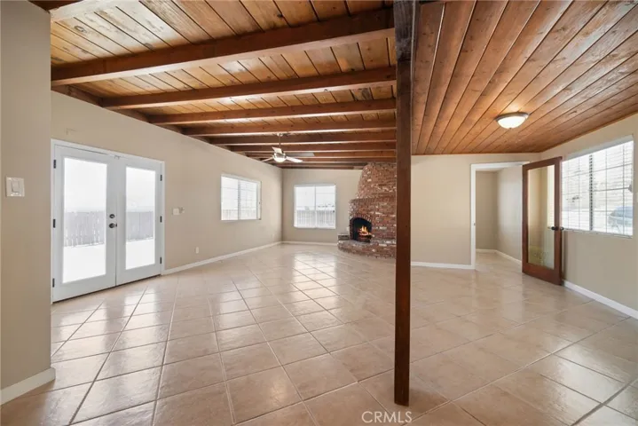 16594 Iles Lane, Victorville, California 92394