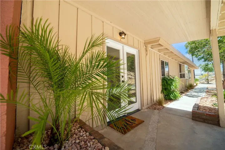 16594 Iles Lane, Victorville, California 92394