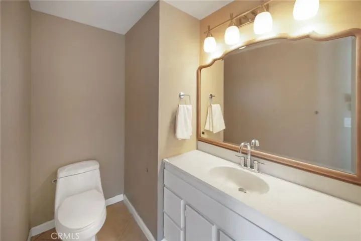 16594 Iles Lane, Victorville, California 92394