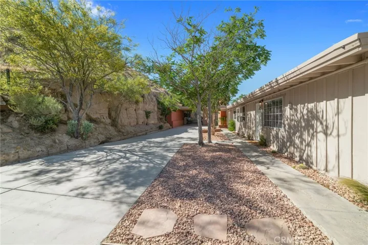 16594 Iles Lane, Victorville, California 92394