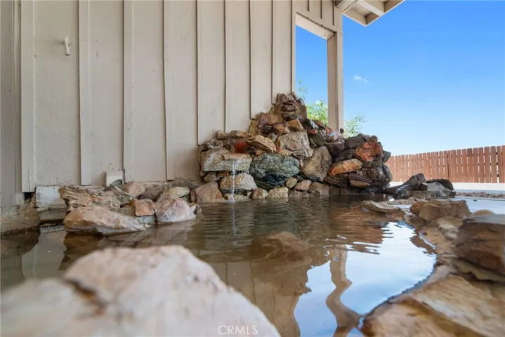 16594 Iles Lane, Victorville, California 92394