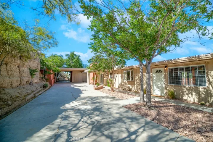 16594 Iles Lane, Victorville, California 92394