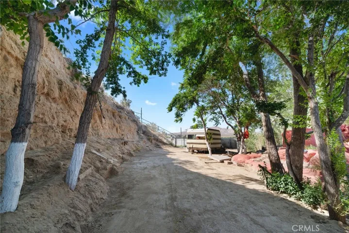 16594 Iles Lane, Victorville, California 92394