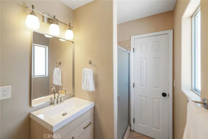16594 Iles Lane, Victorville, California 92394