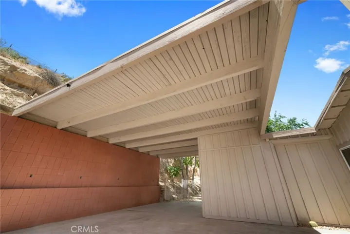 16594 Iles Lane, Victorville, California 92394