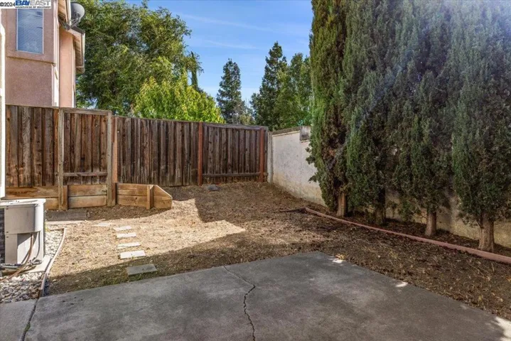 1738 Nandina Ct, Antioch, California 94531