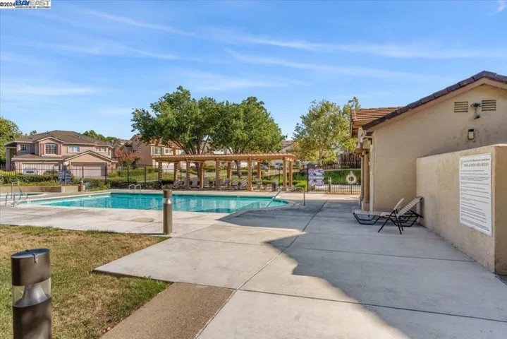 1738 Nandina Ct, Antioch, California 94531