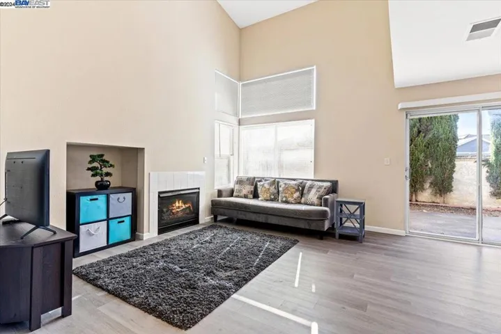 1738 Nandina Ct, Antioch, California 94531