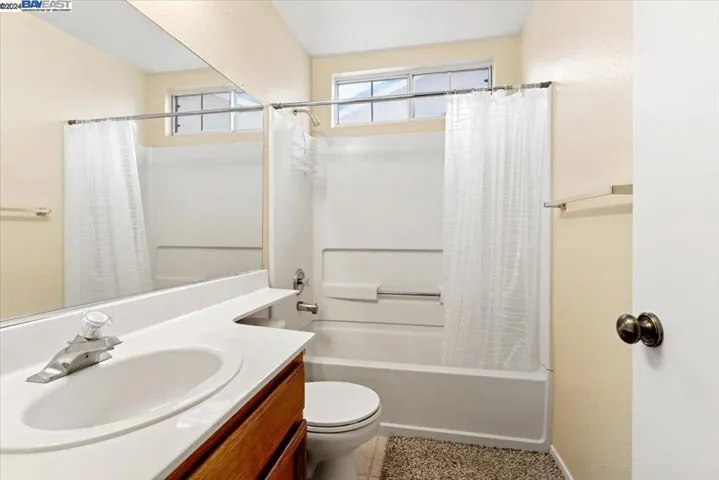 1738 Nandina Ct, Antioch, California 94531
