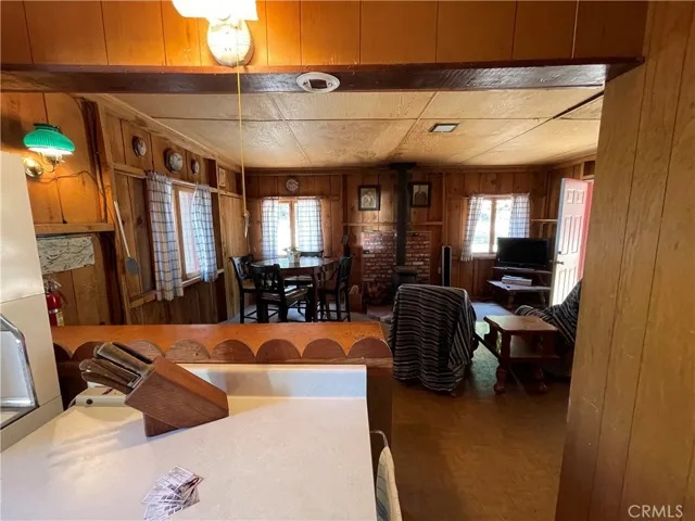 10510 Pine Dr, Wofford Heights, California 93285