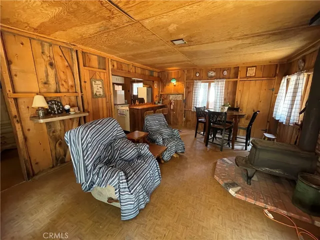 10510 Pine Dr, Wofford Heights, California 93285