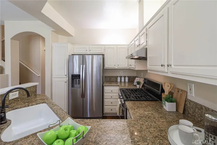 1121 S Positano Avenue, Anaheim Hills, California 92808