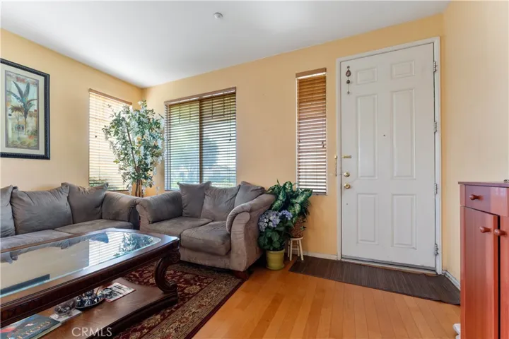 15456 Adams Lane, Fontana, California 92336